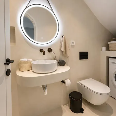 Semesterbostad Spacious Cycladic House Near Logaras